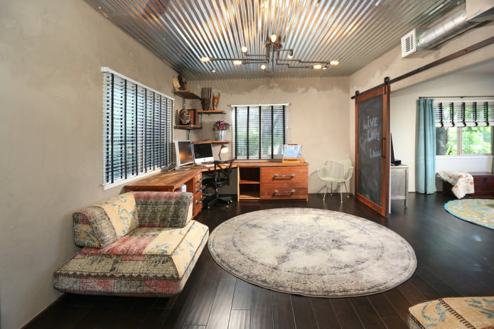 Loft w salonie