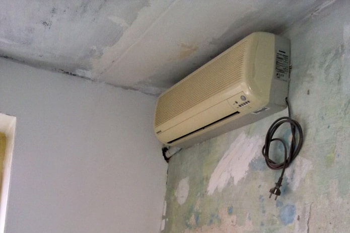 klejenie tapety pod klimatyzatorem