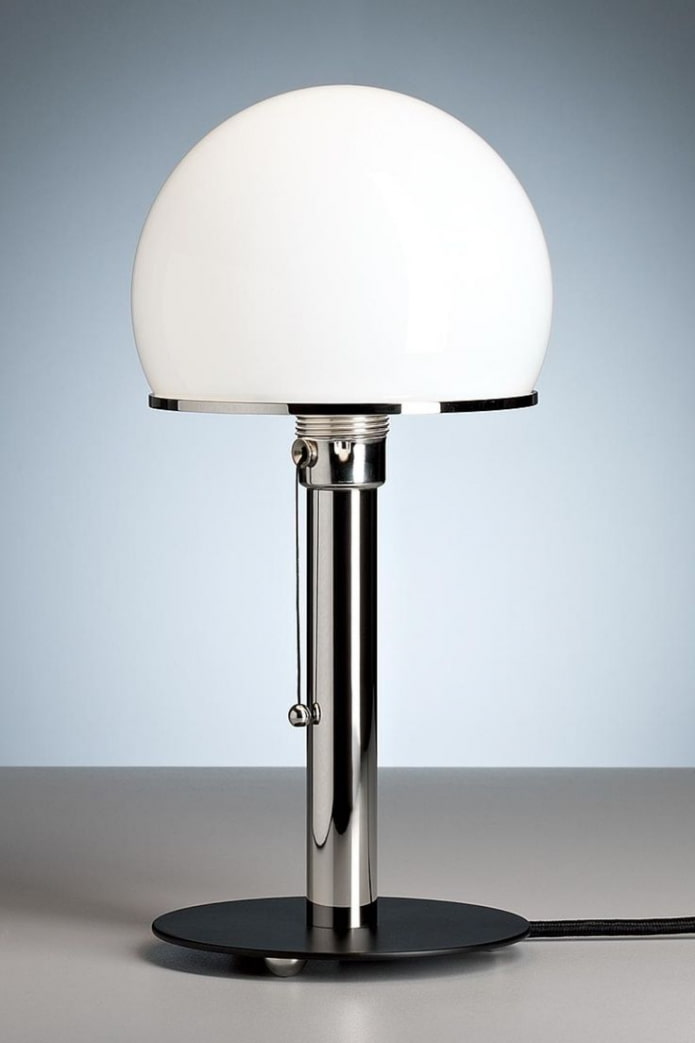 lampa w stylu Bauhaus
