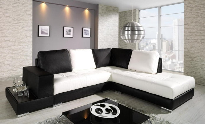 Czarno-biała sofa