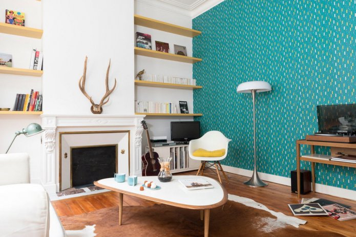 stylowy salon z turkusowym akcentem