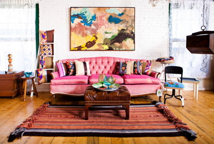 boho sofa do salonu