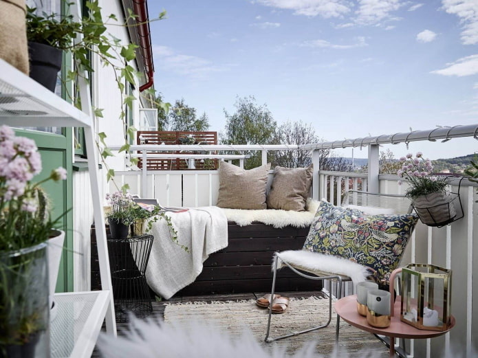 balkon w stylu boho