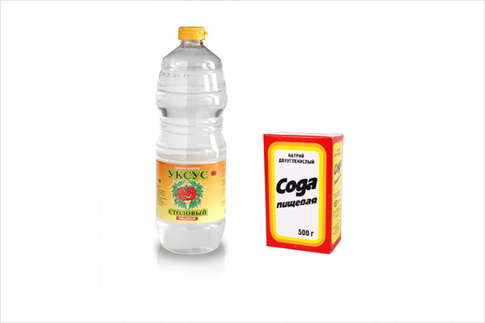 Ocet i soda do usuwania plam rdzy