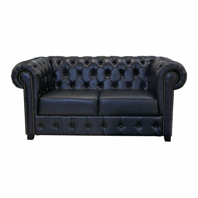czarna skórzana sofa