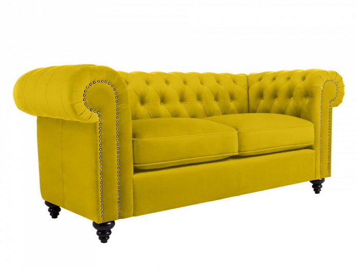 jasna angielska sofa