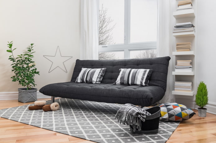 Rozkładana sofa w stylu skandynawskim