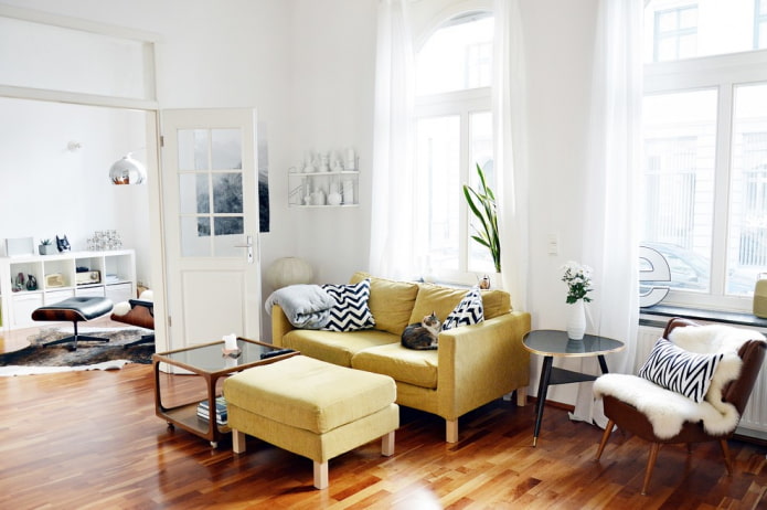 Sofa musztardowa z otomaną