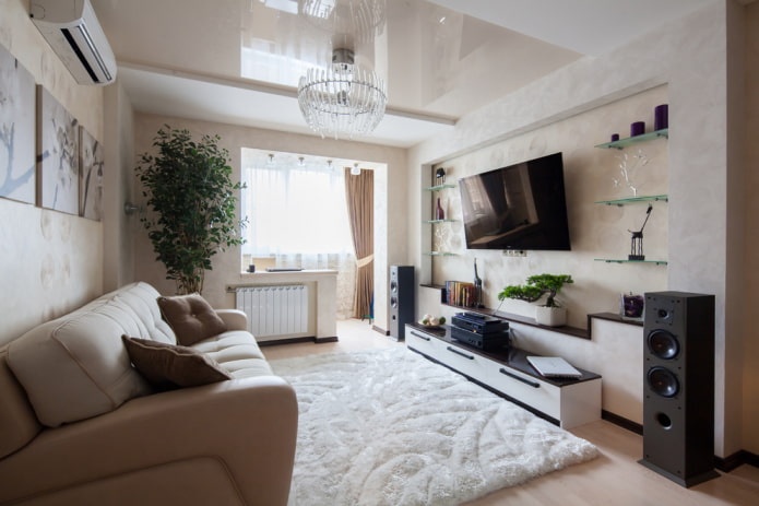 salon 18 metrów kwadratowych z balkonem
