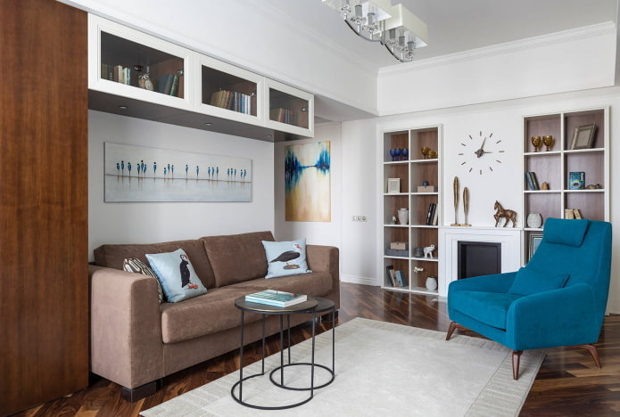 Sofa w niszy szafek