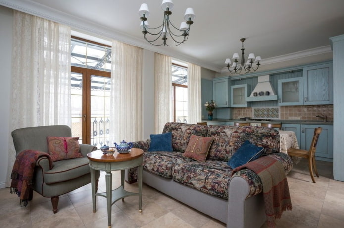 kuchnia-salon w stylu prowansalskim