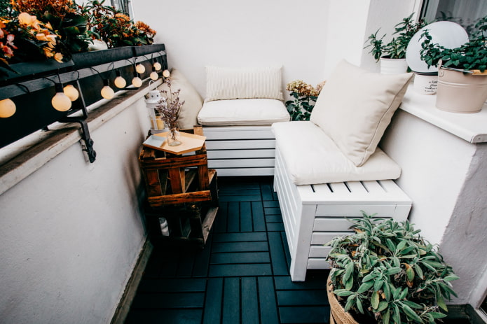stylowy otwarty balkon