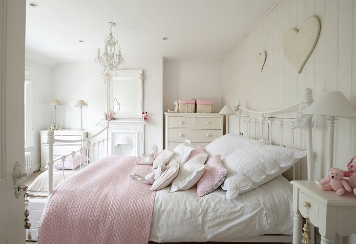 projekt sypialni dla dziewczynki w stylu shabby chic