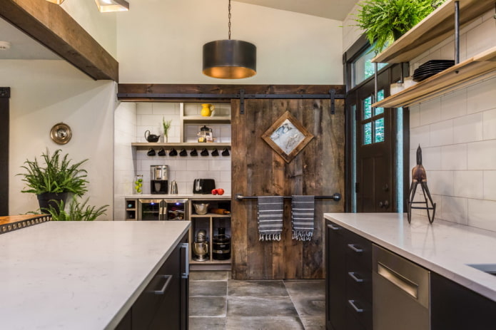 drzwi z desek do kuchni w stylu loft