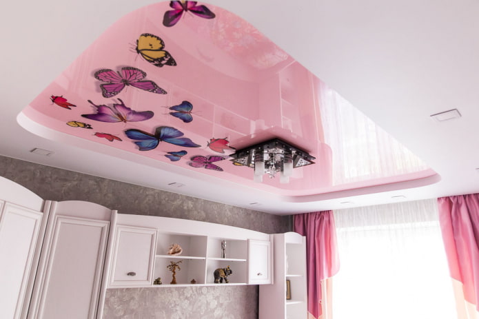 dwupoziomowy sufit napinany z nadrukiem fotograficznym