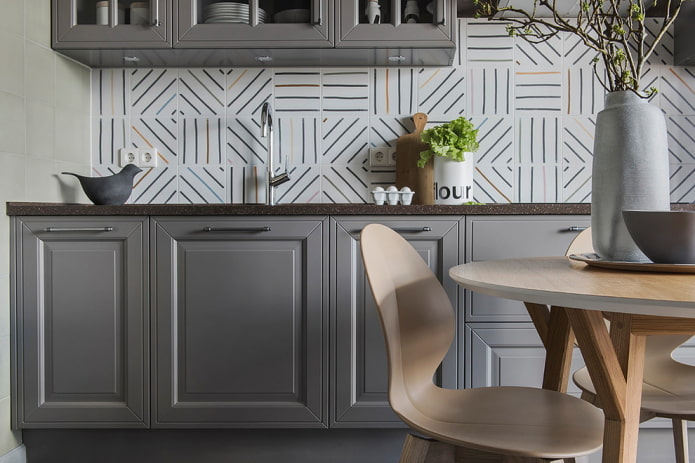 płytki ceramiczne w dekoracji kuchennego backsplash