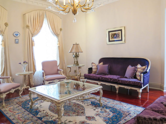 sofa w klasycznym stylu