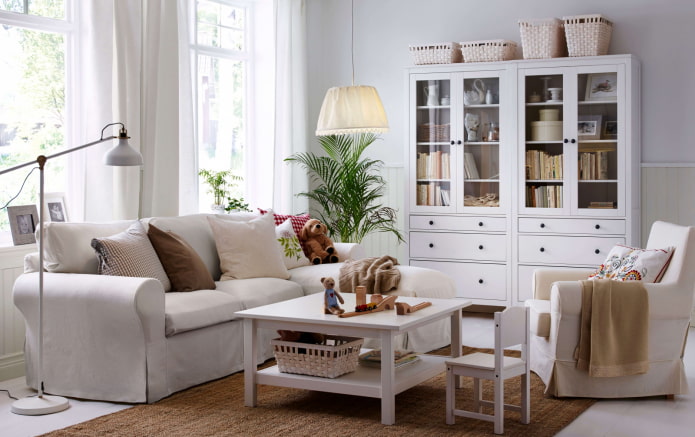 jasny salon z IKEA