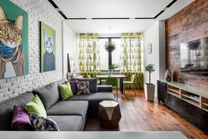 Loft z jasnymi elementami