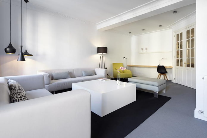 wystrój i oświetlenie w salonie w stylu minimalistycznym