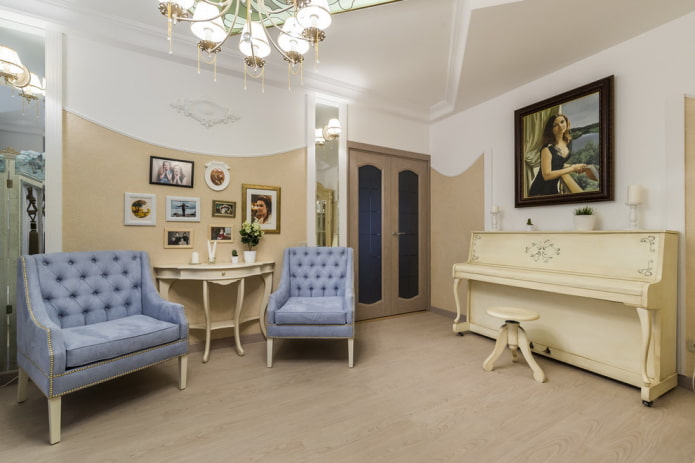 Beżowe odcienie w salonie