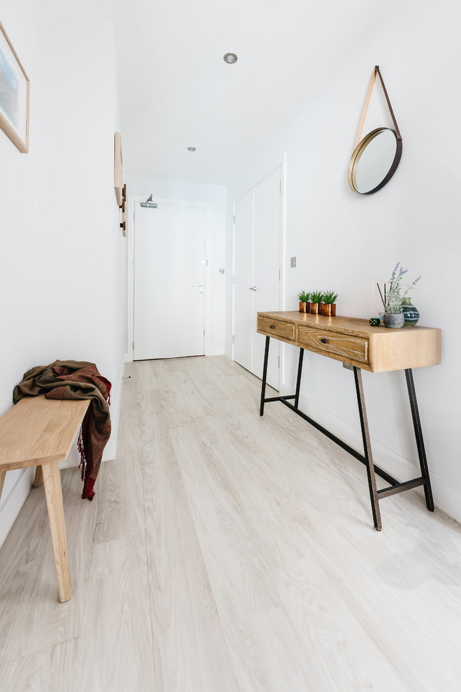 Linoleum jasne
