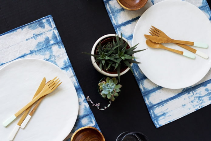 Serwetki w technice shibori
