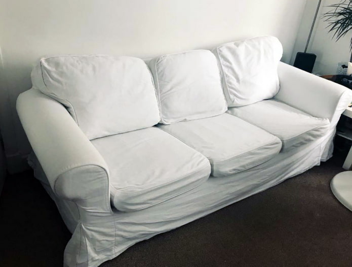 Sofa bez poduszek