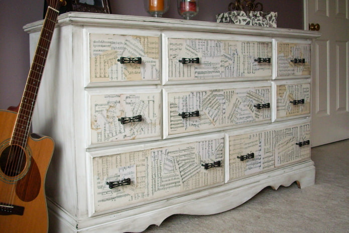 Decoupage z notatkami