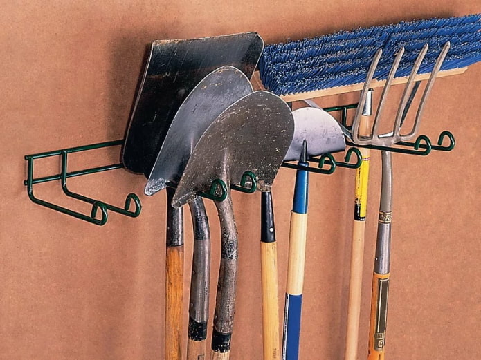 Metalowe uchwyty narzędziowe