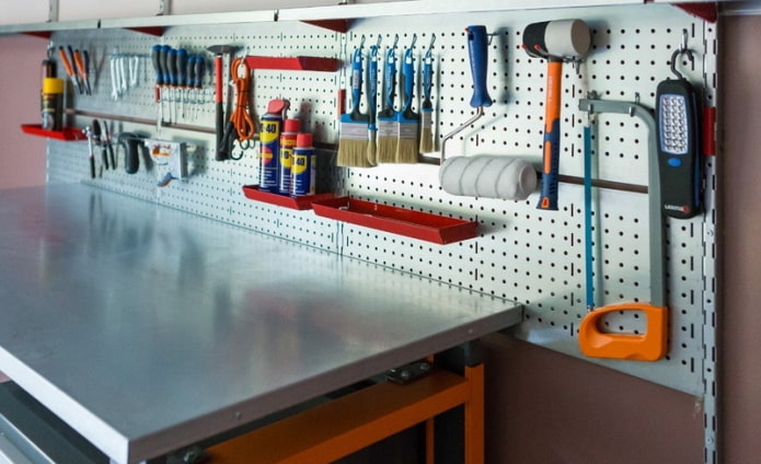 Perforowany organizer