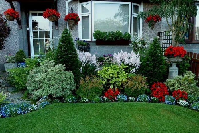 Mixborder przy domu