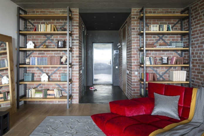 regały na książki we wnętrzu w stylu loft