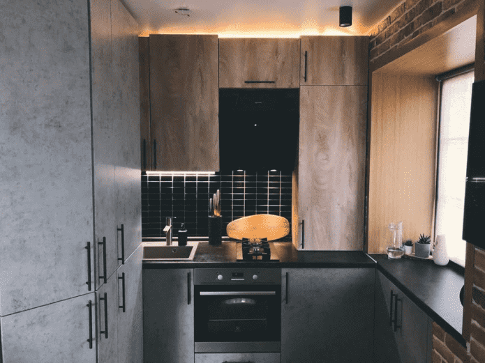 przykład projektu kuchni w Chruszczowce w stylu loft