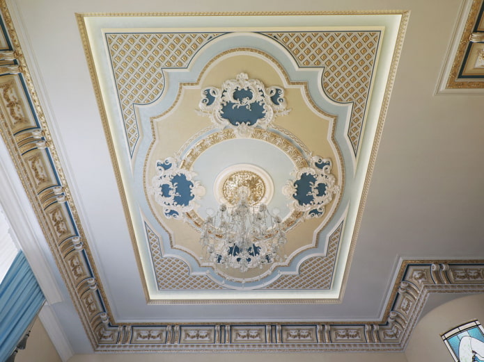 panel na suficie