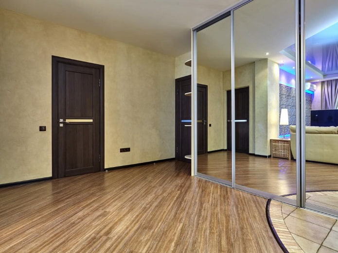 linoleum pod laminatem