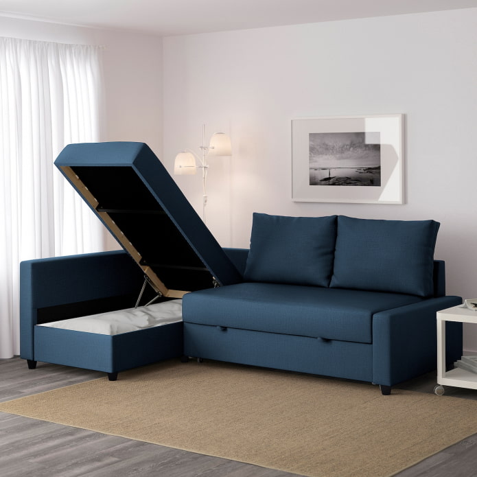 ciemna sofa narożna