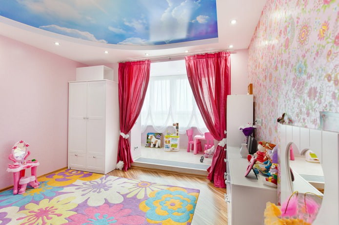 Dwupoziomowy sufit napinany do pokoju dziecięcego
