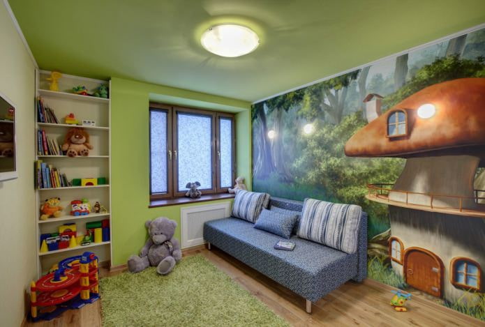 zielony sufit napinany w pokoju dziecięcym