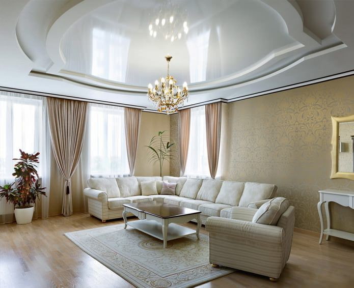 oświetlenie centralne w salonie z sufitami napinanymi