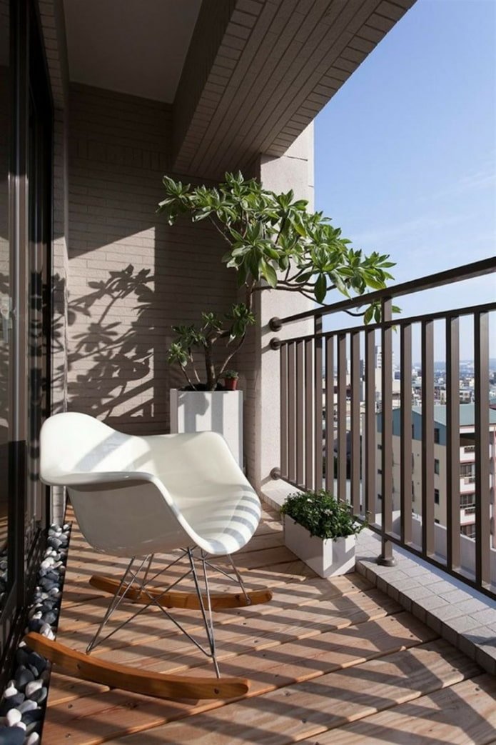 balkon w stylu minimalistycznym