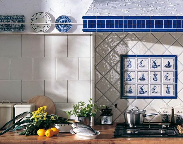 panel z płytek ceramicznych we wnętrzu kuchni