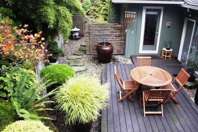 patio w stylu orientalnym