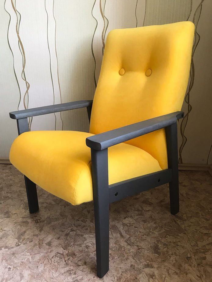 Krzesło po metamorfozie