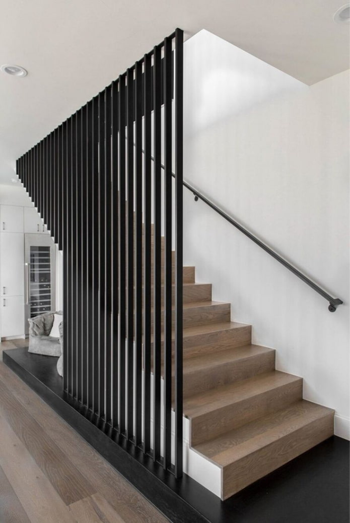 listwy zamiast balustrad