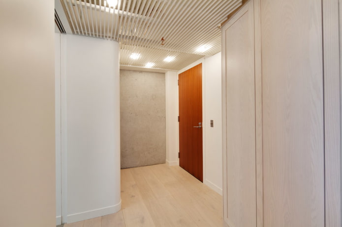 projekt sufitu na korytarzu w stylu loft