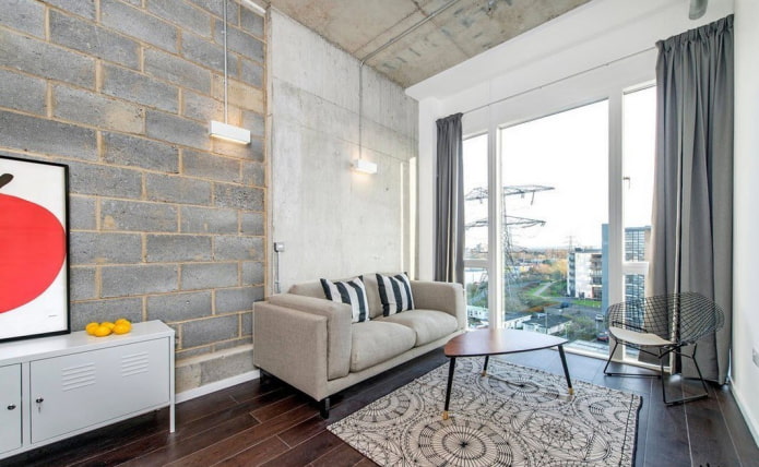 zasłony na taśmie w salonie w stylu loft