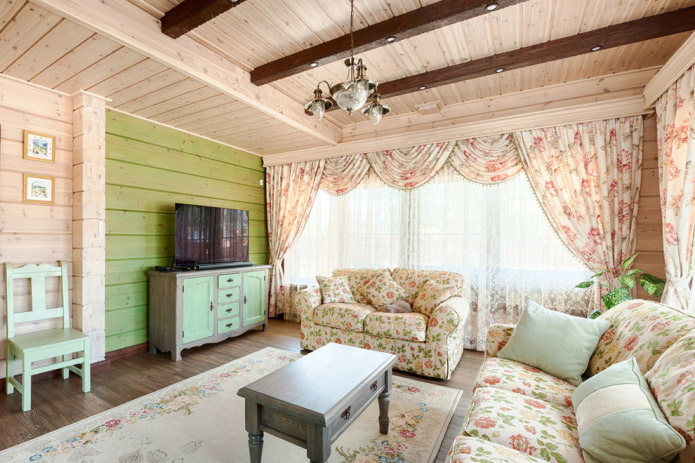 Miękka sofa w stylu prowansalskim