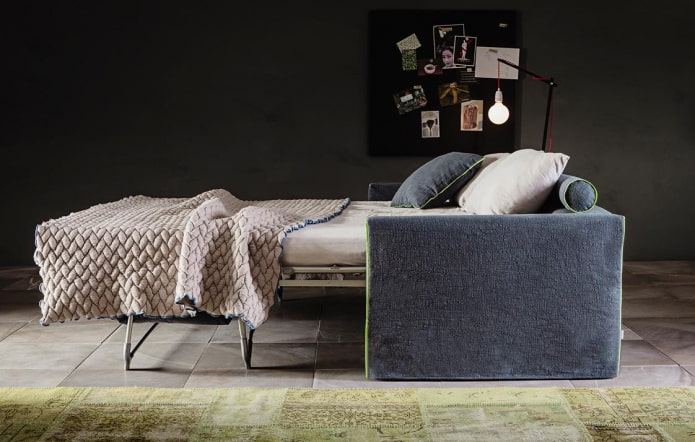 sofa rozkładana francuska we wnętrzu