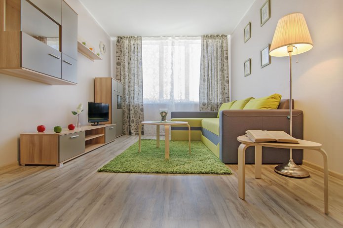 salon we wnętrzu jednopokojowego mieszkania o powierzchni 42 m2.